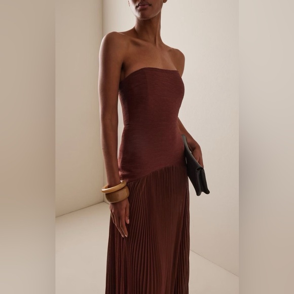 Alexis NWOT Sunniva Strapless Pleated Gown - Picture 2 of 6